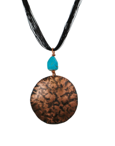 Collana con medaglione pendente in rame Grande
