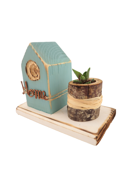 Casetta  piccola in legno con scritta Home