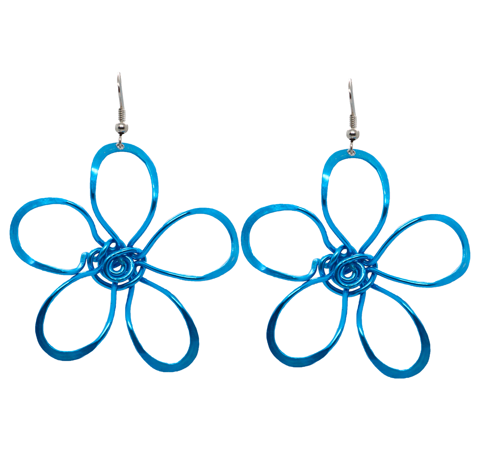 Orecchini a forma di fiore modellati a mano