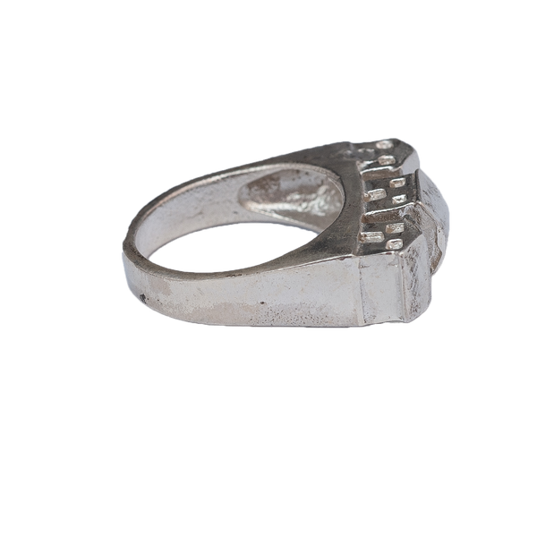 Anello in argento 925 realizzato attraverso la tecnica della cera persa